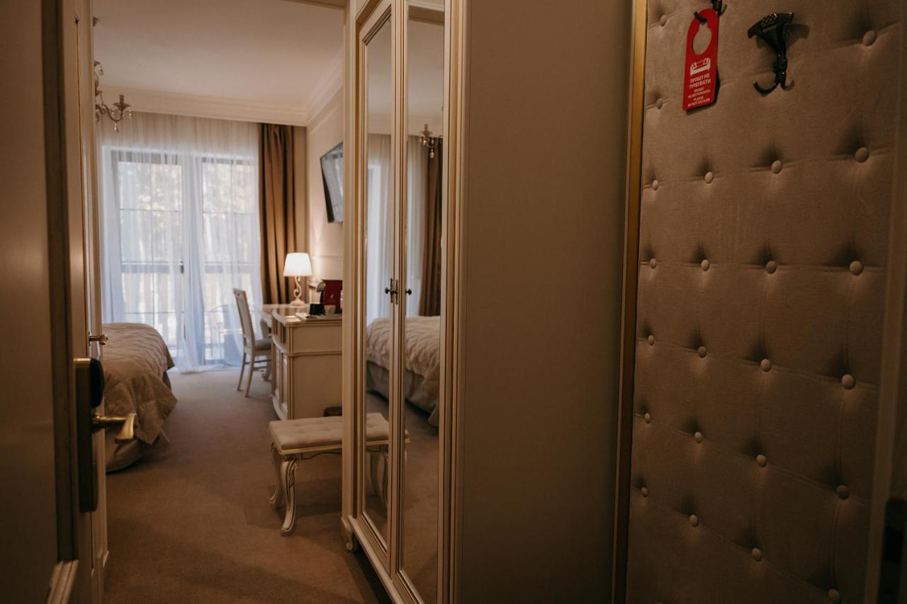 Zastava Uman Hotel Dmytrushky Eksteriør billede