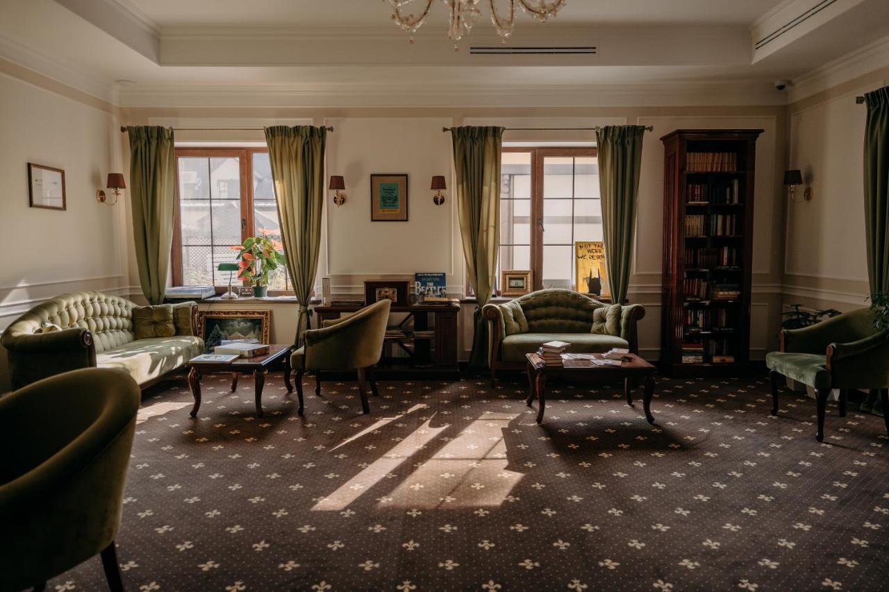 Zastava Uman Hotel Dmytrushky Eksteriør billede