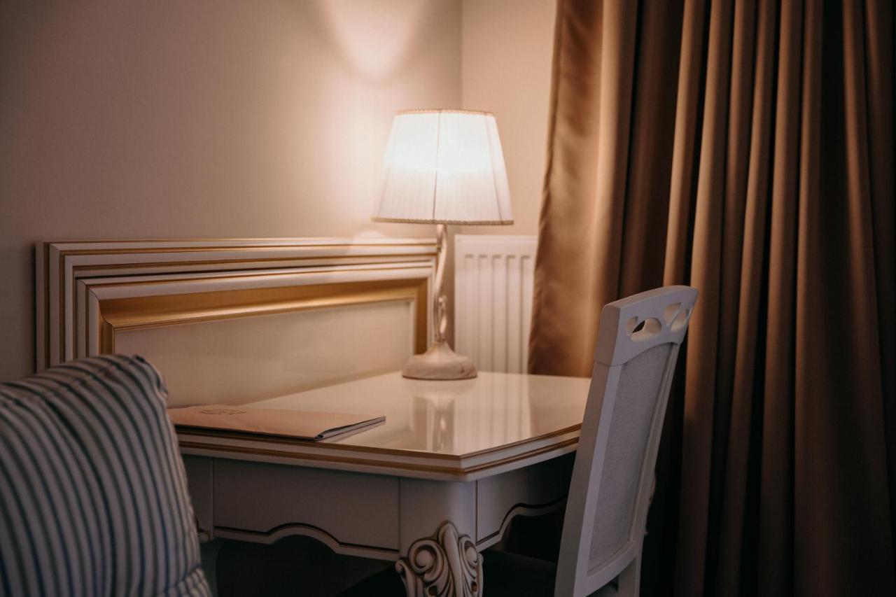 Zastava Uman Hotel Dmytrushky Eksteriør billede
