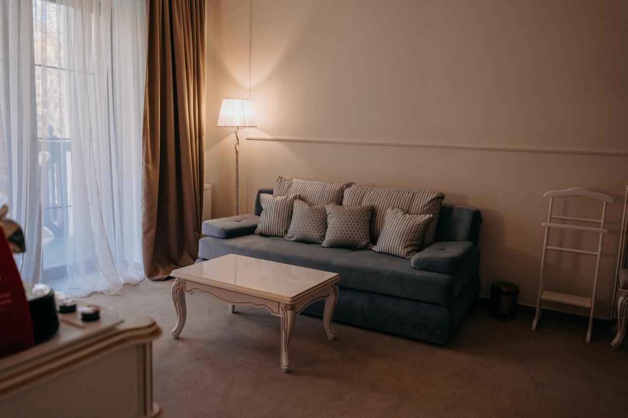 Zastava Uman Hotel Dmytrushky Eksteriør billede